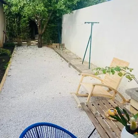 Colore Et Jacuzzi A 30 Min Des Plages Διαμέρισμα
